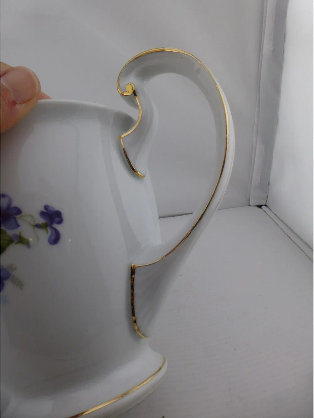 UCAGCO China White Teapot Purple Violets Gold Trim Made in Japan Floral - H2